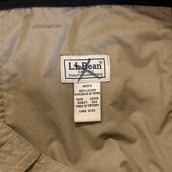 L.L. Bean Men's Tan Convertible Pants - Picture 6 of 10